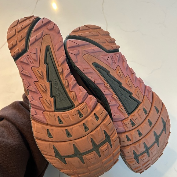 Women’s Altra Timp 4 trail running shoes 8.5 - Picture 15 of 15